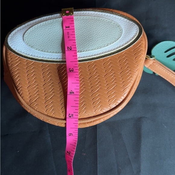 Bath & Body Works Coconut Shaped Tan and White Cosmetic Bag - Picture 5 of 7